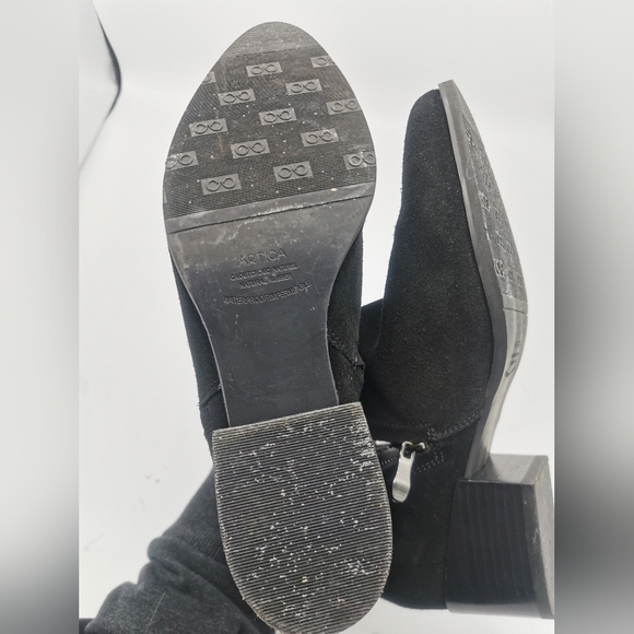 SIZE 9M ARTICA, Black Suede Ankle Rain / Winter Bootie EUC B59 - Picture 9 of 16